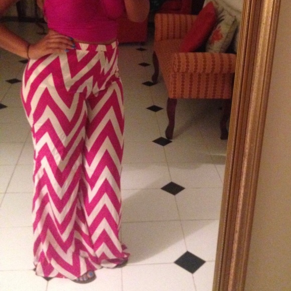 Pink chevron palazzo pant - Picture 5 of 5